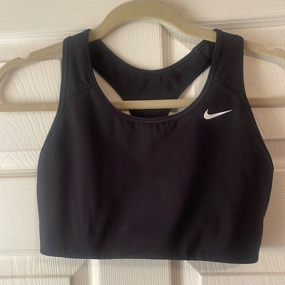 Women’s Nike dri-fit black sports bra; fitness, workout, athleisure